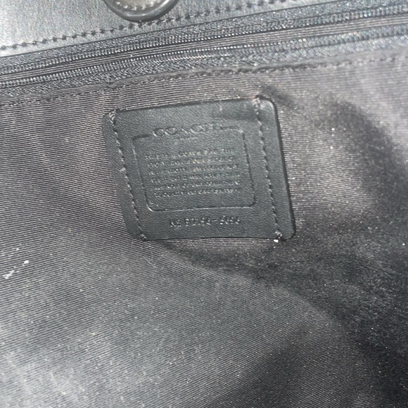 Authentic Coach Tote Signature Pattern - Picture 6 of 9